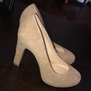 Nine West Nude Pumps
